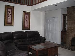 3rd image of 5805 Tajo Ave