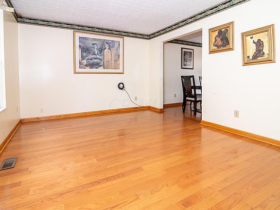 5th image of 3317 Quinette Ct