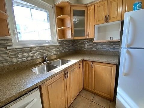 2nd image of 7711 Wrenwood Cres