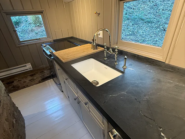 Creekside Dr — Photo 18