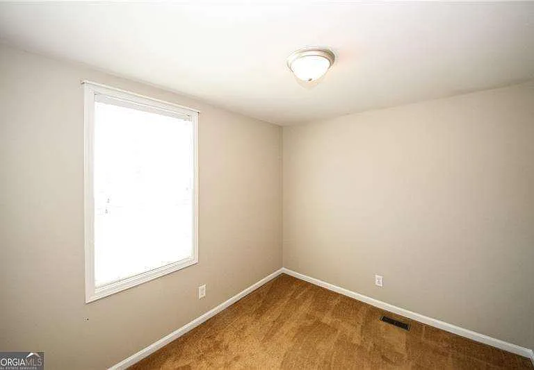 121 Stoneforest Dr — Photo 38