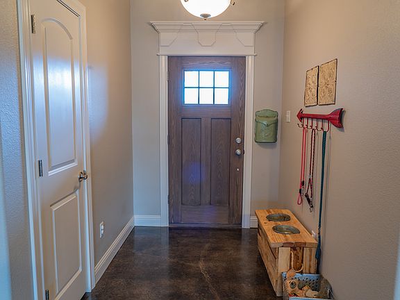 5th image of 5017 Velta Ln