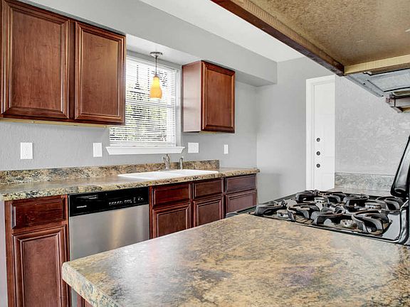 5th image of 172 La Mirada Cir