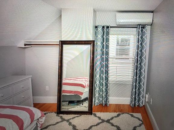 4th image of 182 Princeton St #2