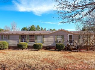4614 Irish Potato Rd, Kannapolis, NC 28083