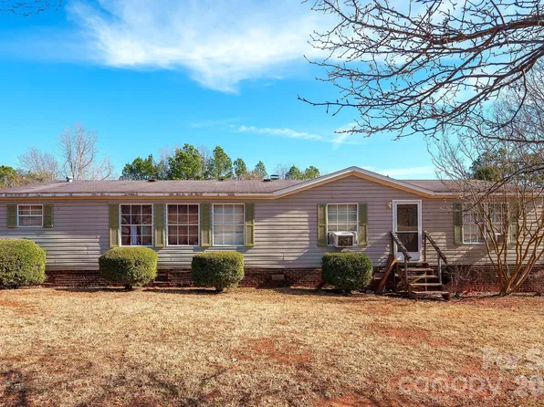4614 Irish Potato Rd, Kannapolis, NC 28083