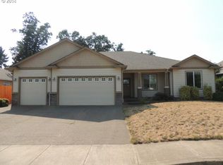 661 NW Eakin Ln, Dallas, OR 97338