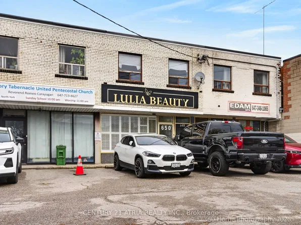 650 Wilson Ave #648, Toronto, ON M3K 1E1