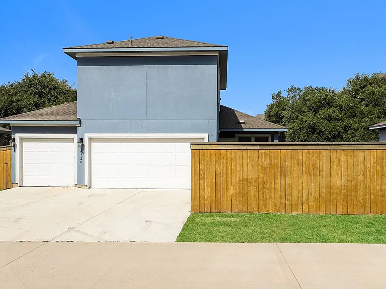 2724 Juniper Woods Rd — Photo 18