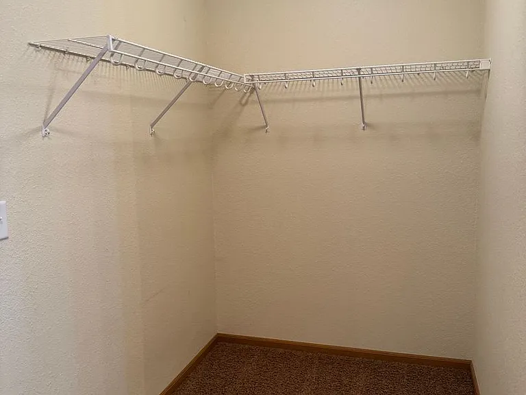 West Lake II Apartments — Photo 77