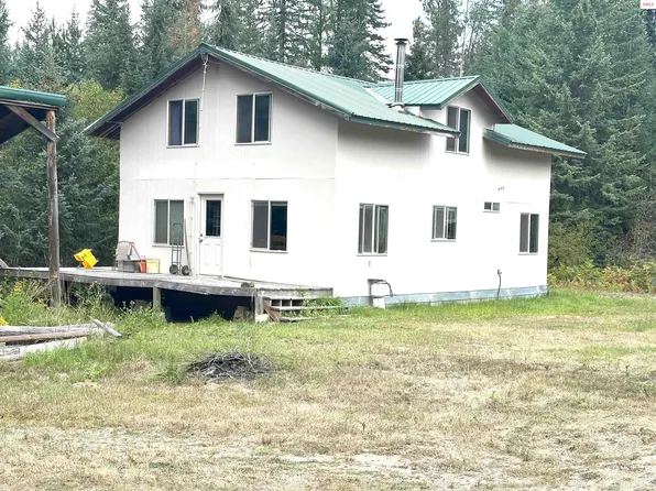 104 Cat Rd, Priest River, ID 83856