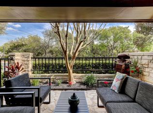 107 Birdie Dr, The Hills, TX 78738