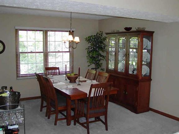 3rd image of 10929 N Wharton Ln