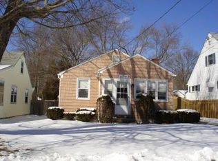 63 Indianola Rd, Niantic, CT 06357