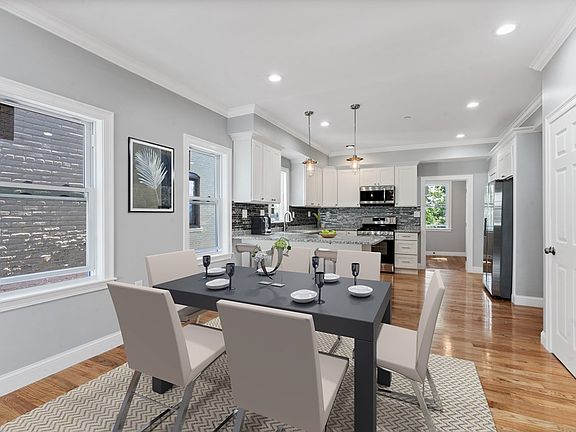 4th image of 9 Wales St APT 2