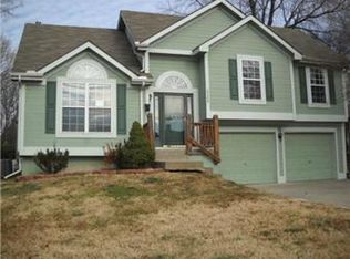 2300 E 13th St, Kansas City, MO 64127