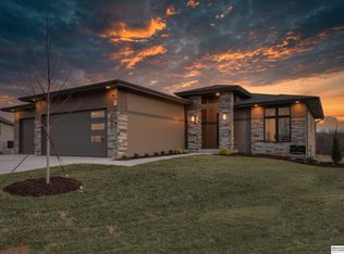 2090 N 182 Avenue Cir, Elkhorn, NE 68022