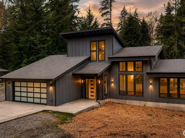 14886 Wilkeson Spiketon Road E, Wilkeson, WA 98396