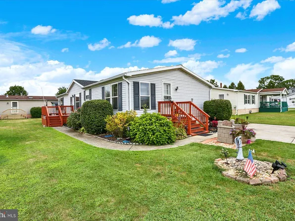 133 W Spruce St, Palmyra, PA 17078