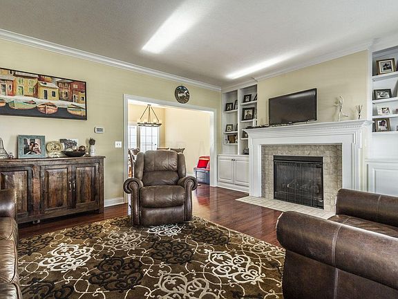 5th image of 8151 Parsons Pass