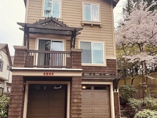 6802 156th Place NE, Redmond, WA 98052