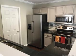 5735 Wallace Cabin Dr, Charlotte, NC 28212