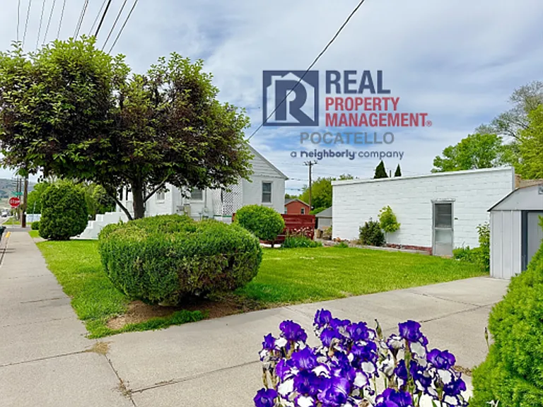 410 W Maple St — Photo 11
