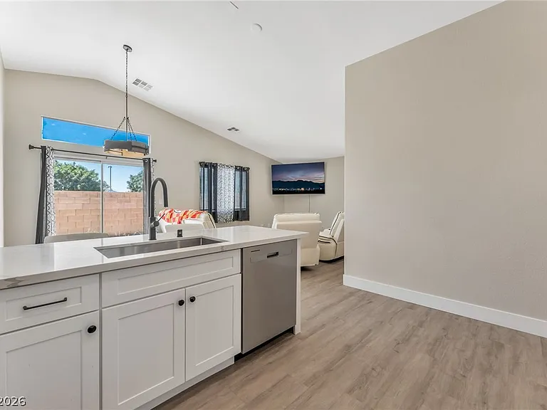 4375 Pittsfield St — Photo 15