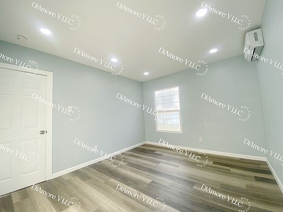 5th image of 212 High St