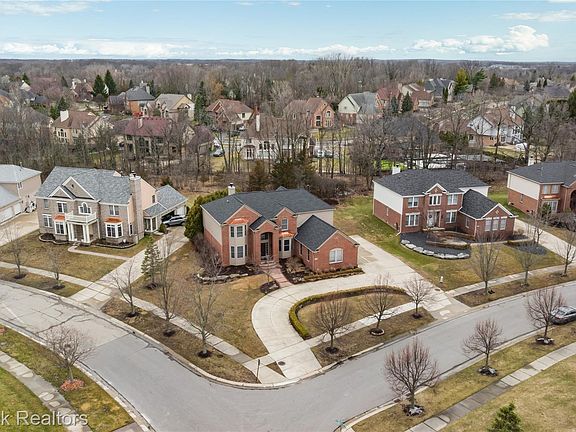 5th image of 6901 Reed Ct