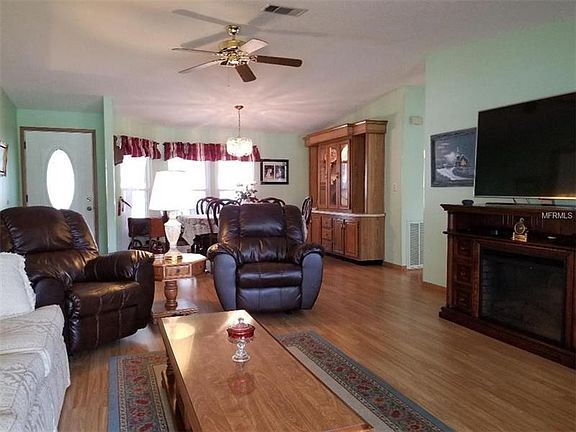 4th image of 2711 Canary Palm Ct