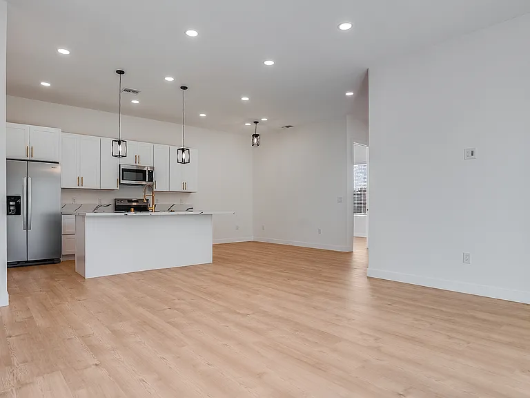 1822 Pomona Ave #B — Photo 12