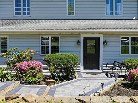 3rd image of 19 Hillside Avenue