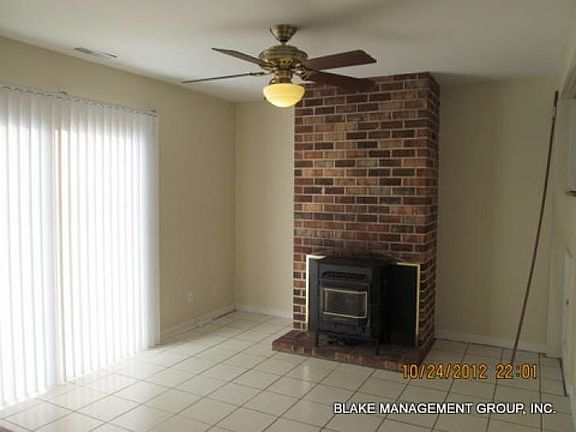 Dining Area/Pellet Stove