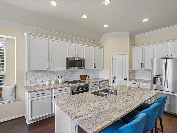 5th image of 18711 Waketon Dr