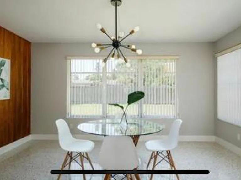 3426 Fairview Dr — Photo 6