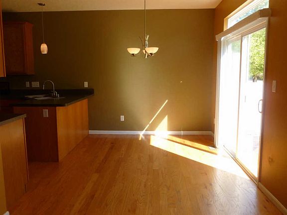 4th image of 3803 Thorngate Dr