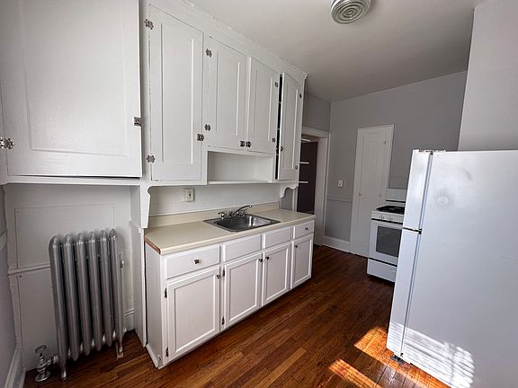 5th image of 11851 Lake Ave APT 12