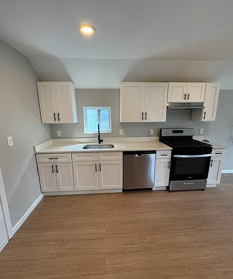 31 Hicks St #2 — Photo 2