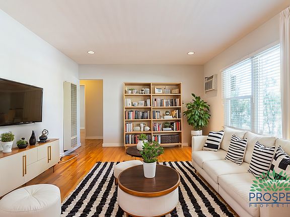3rd image of 3800 Albright Ave #3802