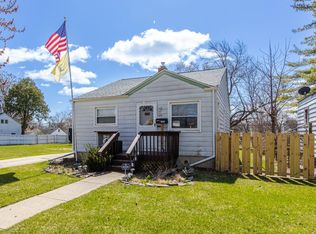 602 E Tennyson Ave, Pontiac, MI 48340