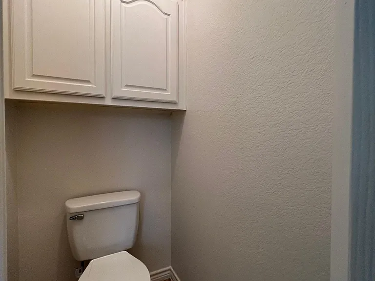 1141 Nickerson Ln — Photo 23