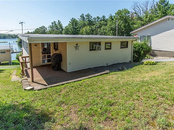 2nd image of 19474 Crestview Dr