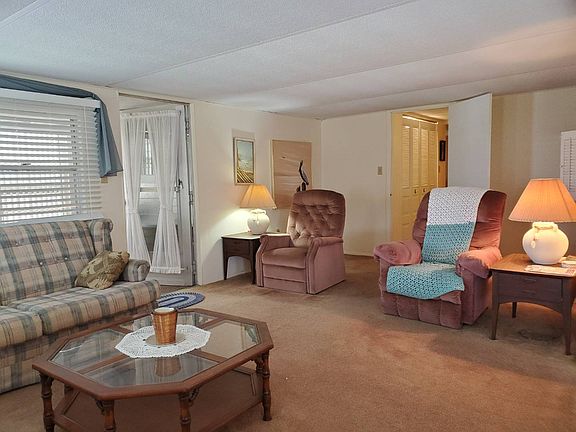 2nd image of 3073 Saturn Cir