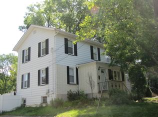 7 Forest St, Livingston, NJ 07039