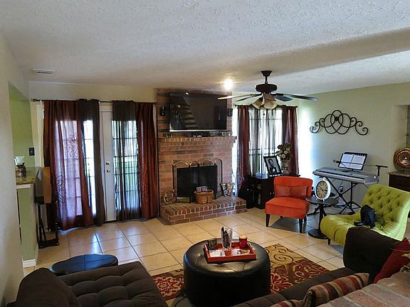 4th image of 8811 Moonlight Forest Dr