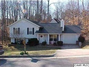 1st image of 127 Willow Bend Dr