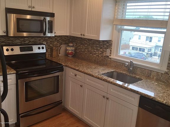2nd image of 2400 Grand Central Avenue #11
