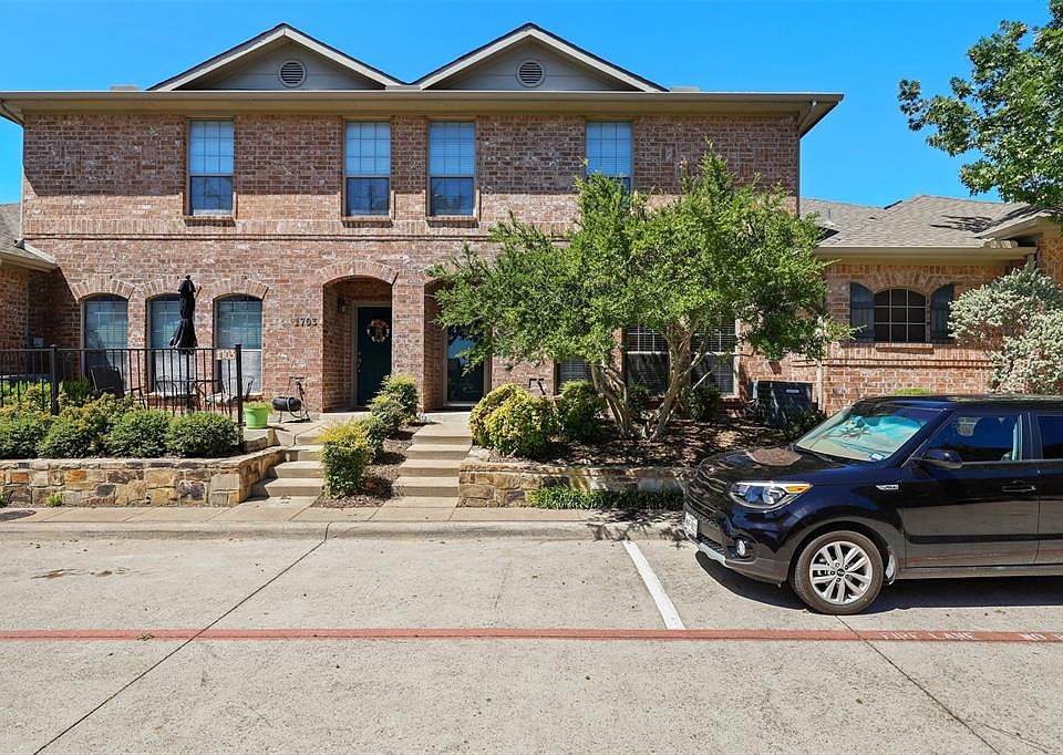 1st image of 575 S Virginia Hills Dr Unit 1702