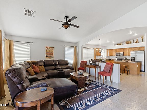 3rd image of 344 E CHICORY Place